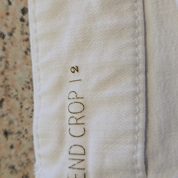 Chico's Size 2 Straight Leg White Denim Jeans Capris 4-pocket Women size 12 (M) - Picture 13 of 16